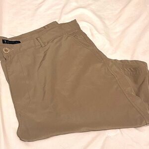 American Tall - Extra Tall Men's Hybrid Shorts in Light Khaki